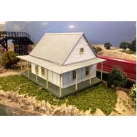 Walker Models 1/87 HO Country Cottage building kit