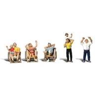 Woodland Scenics Spectators - HO Scale A1881