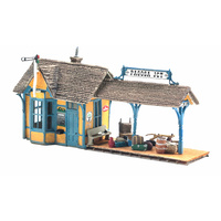 Woodland Scenics Flag Depot HO Scale Kit D239