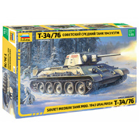 Zvezda 3689 1/35 T-34/76 mod.1943 Uralmash Plastic Model Kit