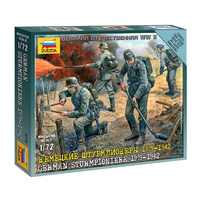 Zvezda 6110 1/72 German Sturmpioniere Plastic Model Kit